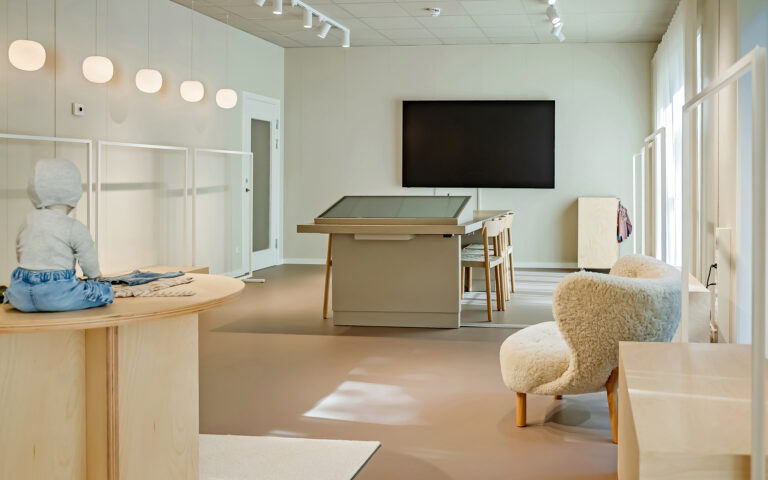 Modulbyggeri Kontor Og Showroom Storskærm